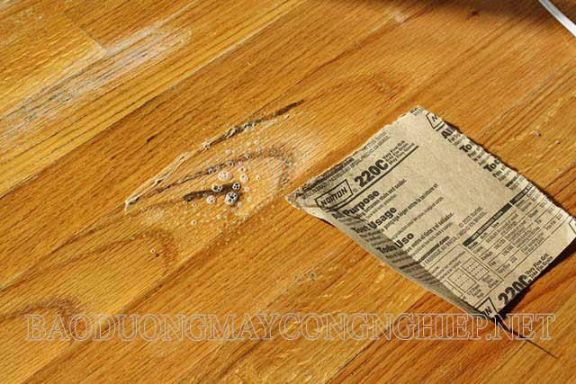 Sàn gỗ bị mốc ảnh hưởng đến thẩm mỹ ngôi nhà và tác động xấu tới sức khỏe con người